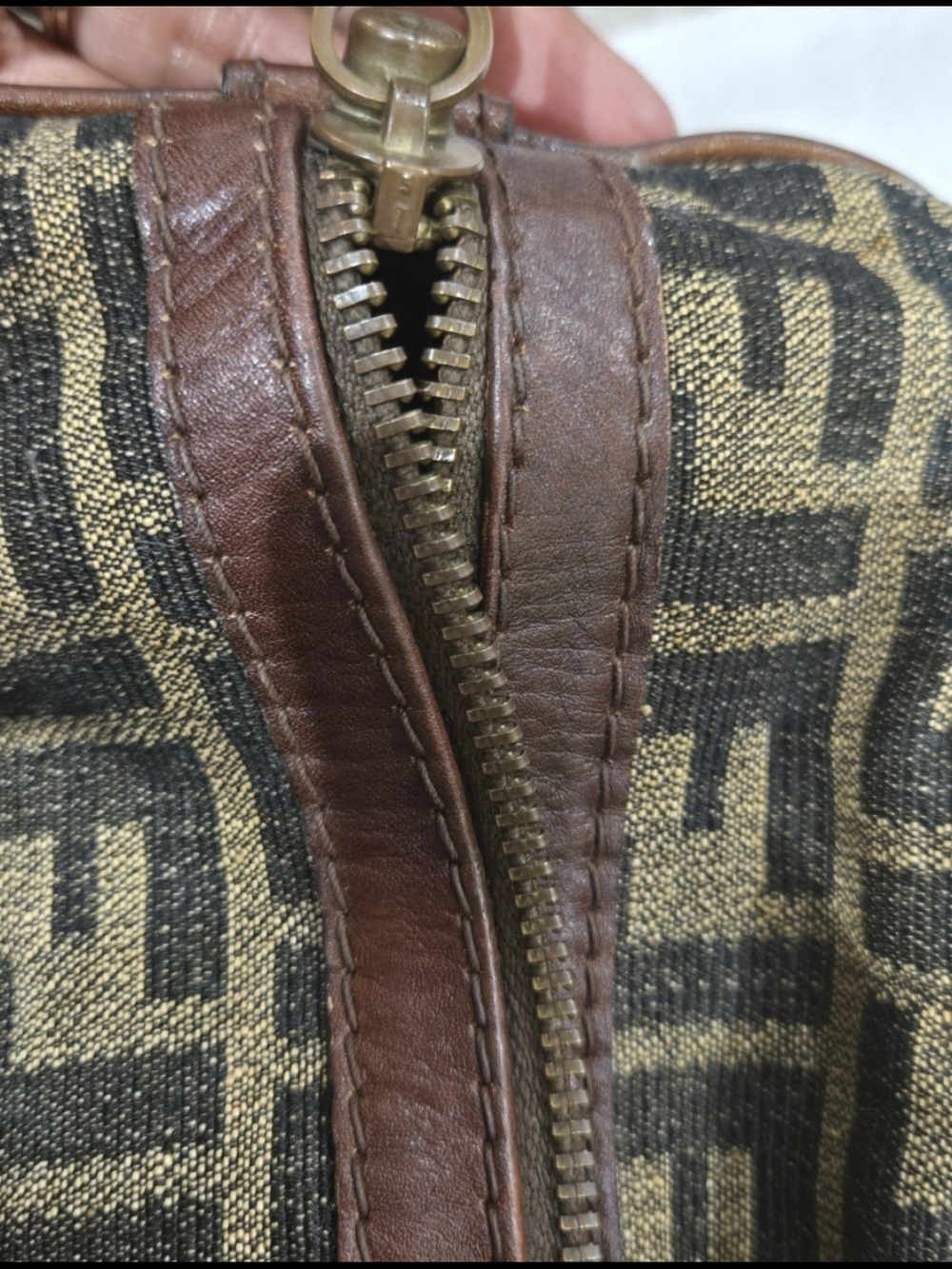Authentic Fendi Zucca FF Monogram Canvas & Leather Boston Bag – Vintage - Picture 9 of 16